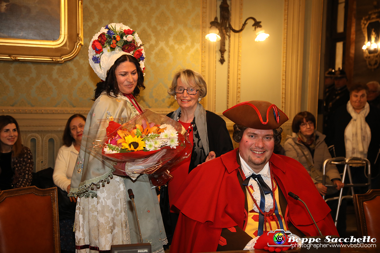 VBS_3589 - Investitura Ufficiale Gianduja e Giacometta Famija Turineisa - Carnevale di Torino 2024.jpg